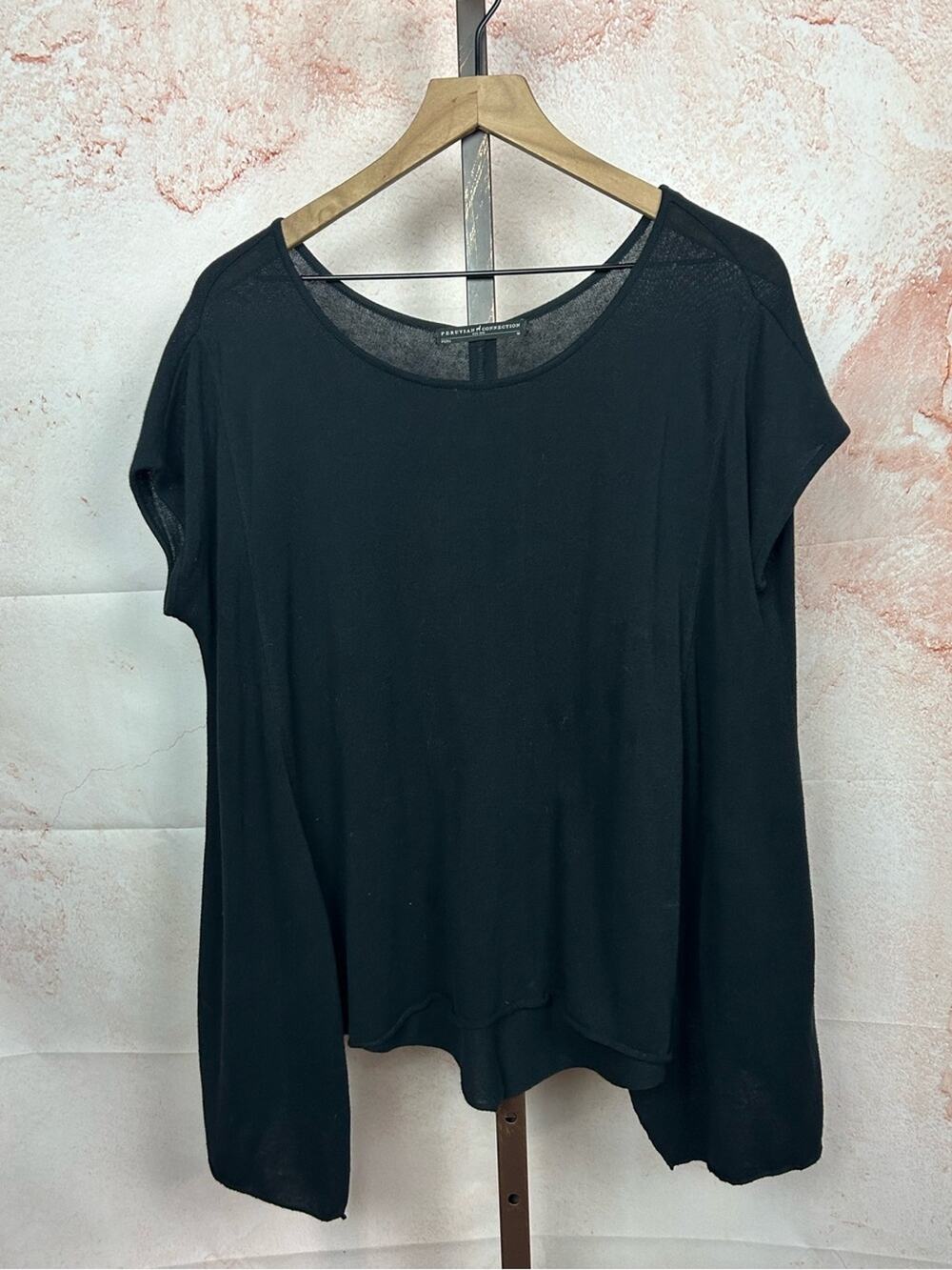 PERUVIAN CONNECTION black asymmetric top size medium oversized lagenlook shirt